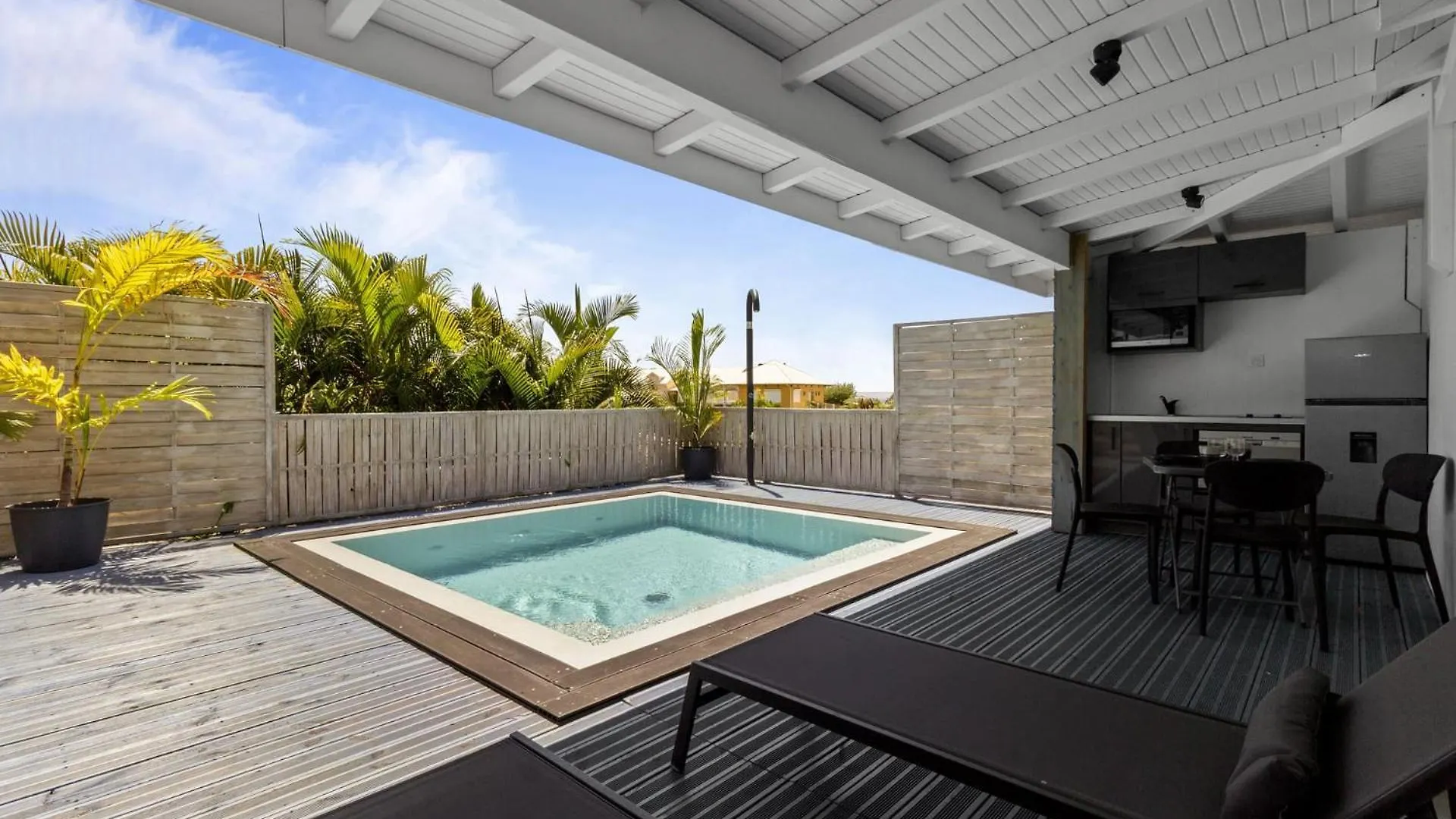 Bungalow Club Ocear Love location